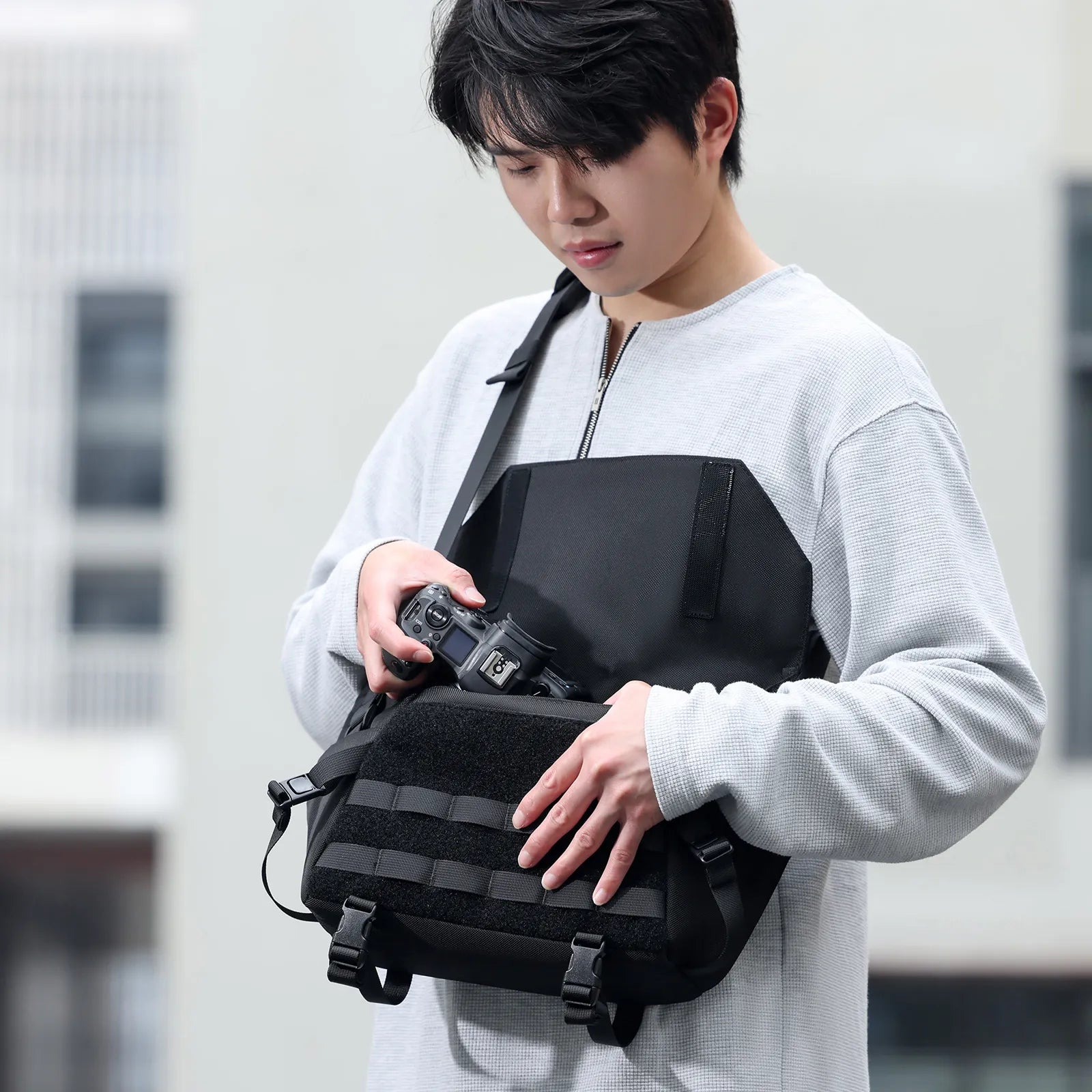 BOLSO ULANZI DE HOMBRO P/CAMARA B010