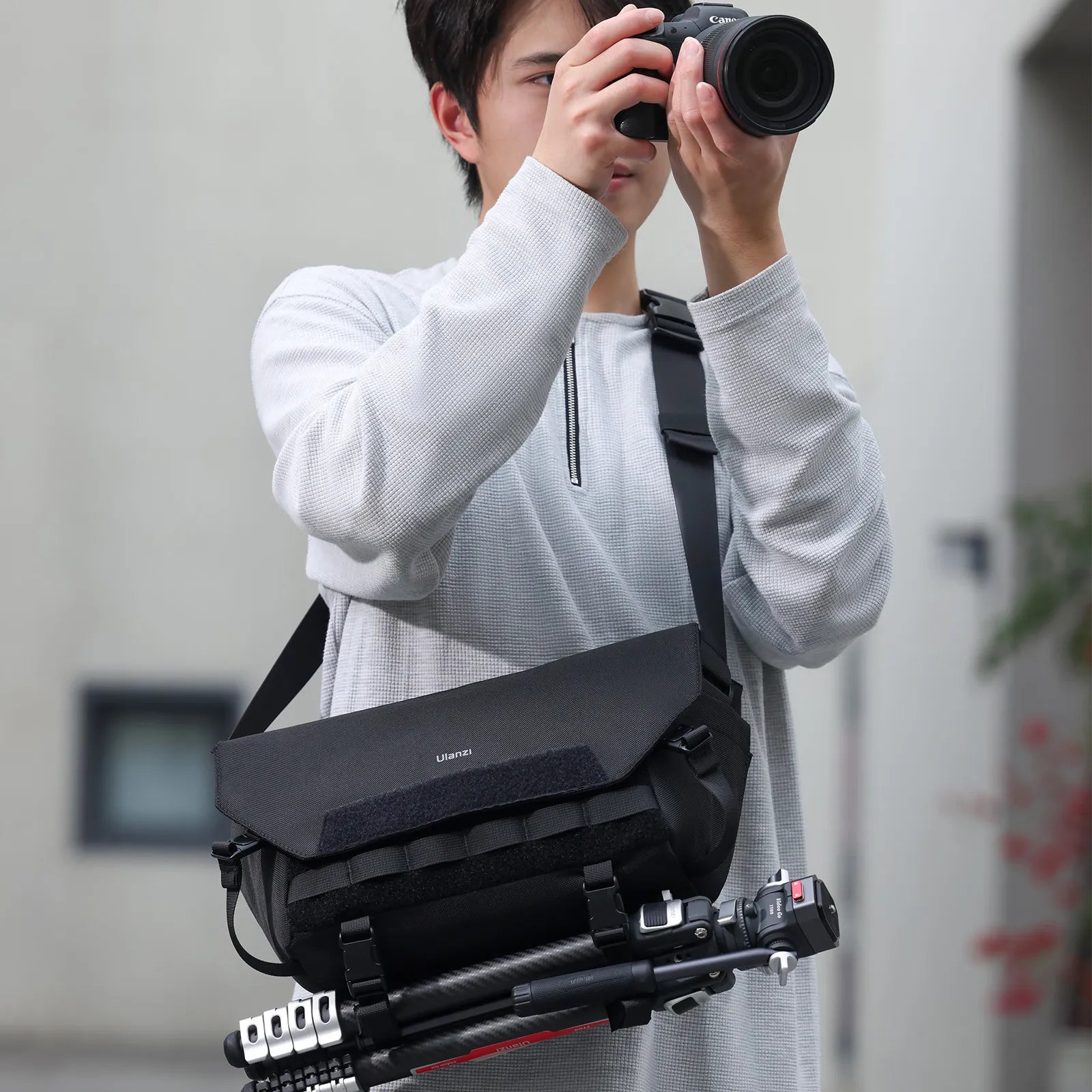 BOLSO ULANZI DE HOMBRO P/CAMARA B010