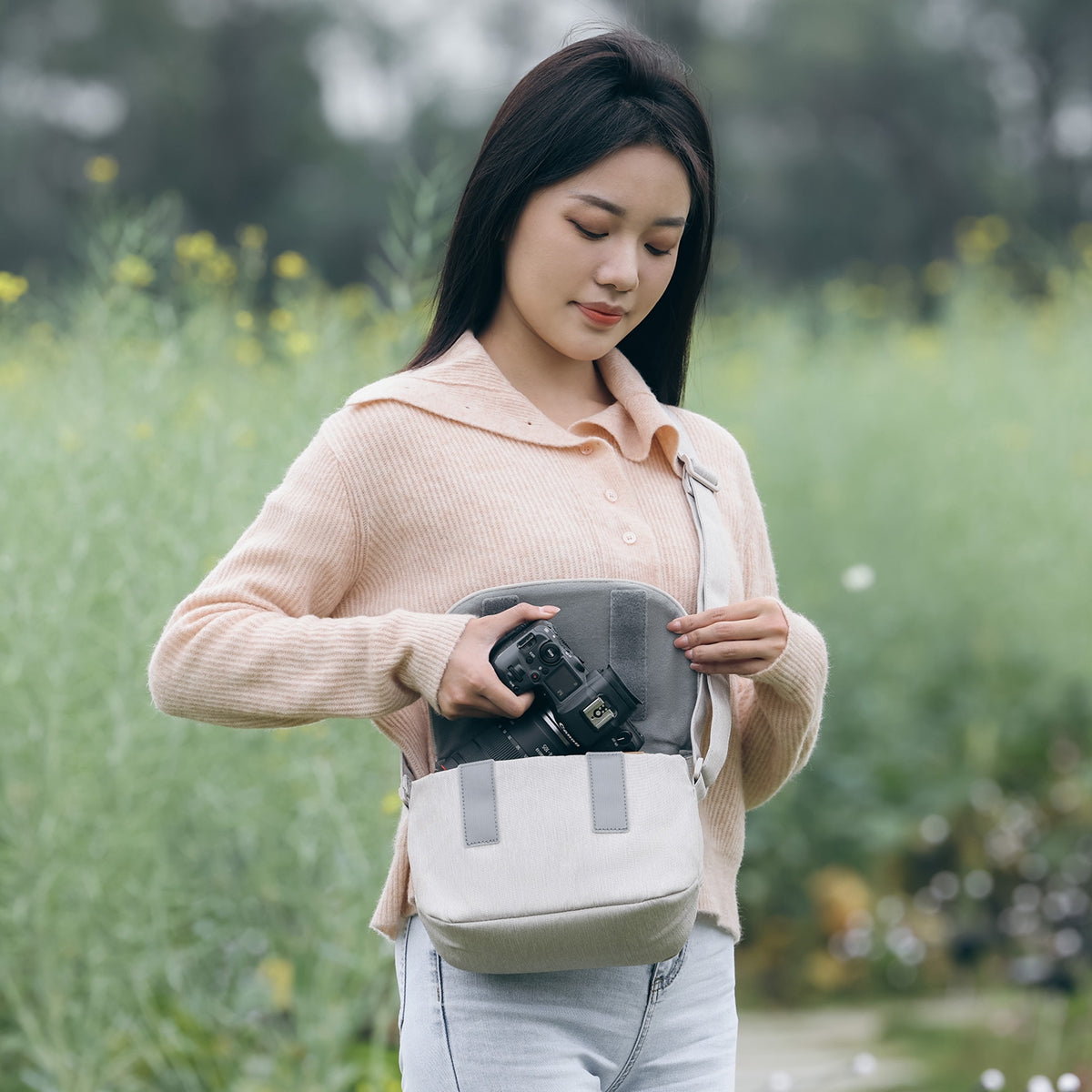 BOLSO ULANZI DE HOMBRO LIGERO B011