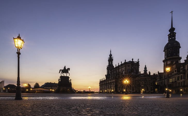 LENTE ZEISS TOUIT 2.8/12 E SONY